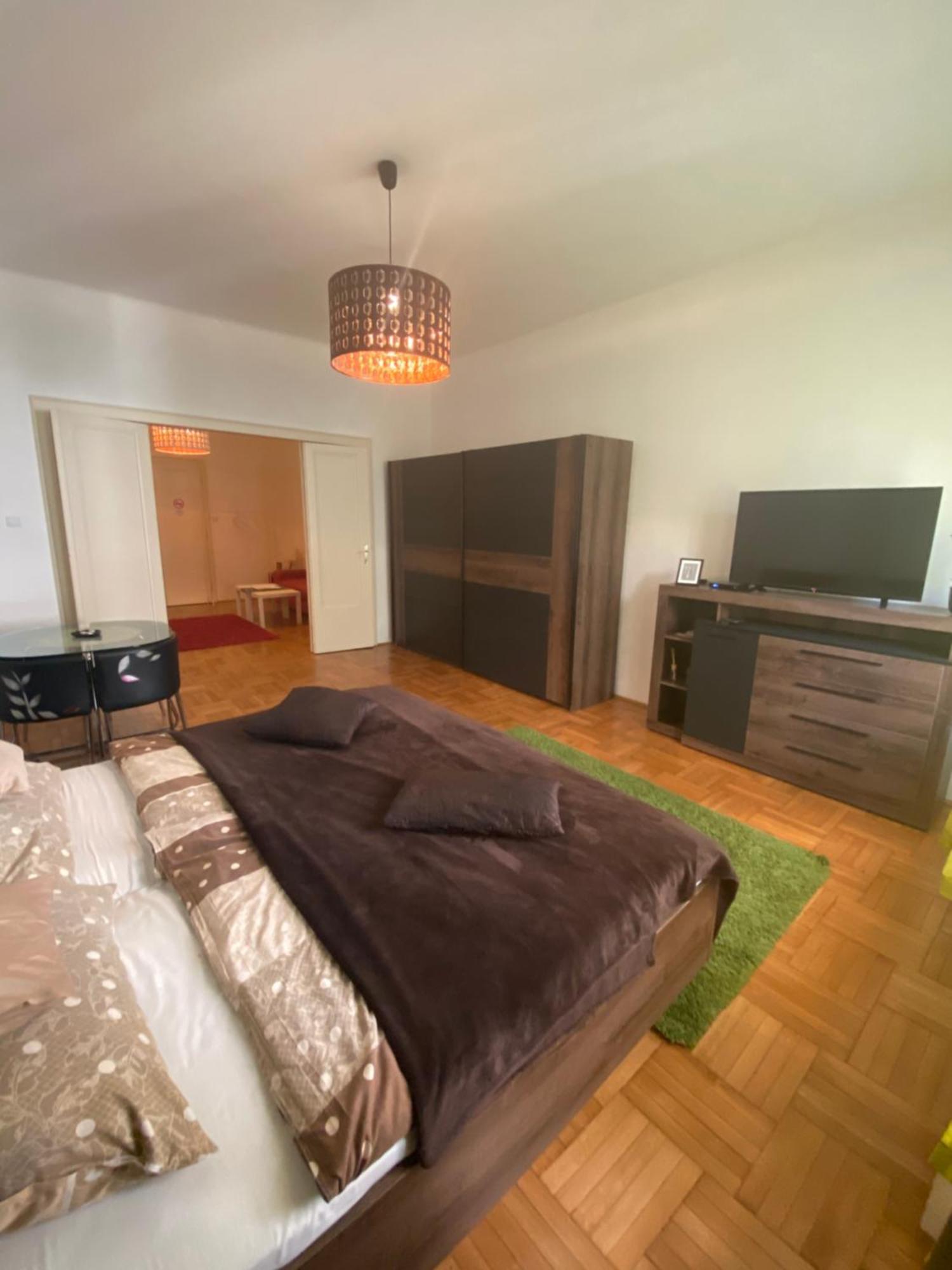 Come & Stay Apartments And Rooms City Center 布达佩斯 外观 照片