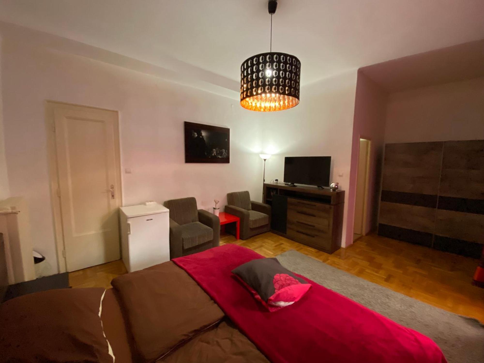 Come & Stay Apartments And Rooms City Center 布达佩斯 外观 照片